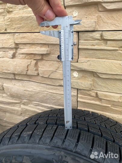 Triangle Snowlink TWT02 245/50 R36