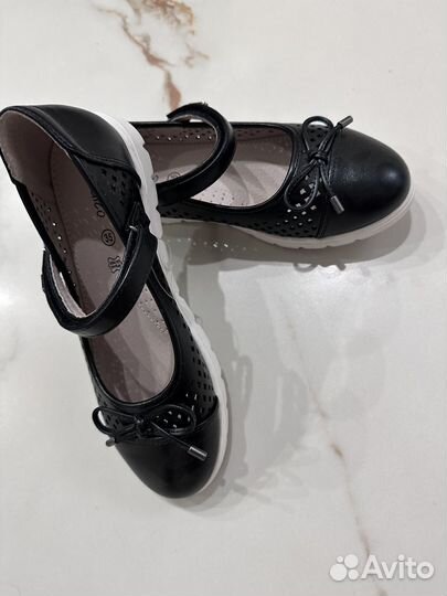 Туфли школьные новые 34-35 рр