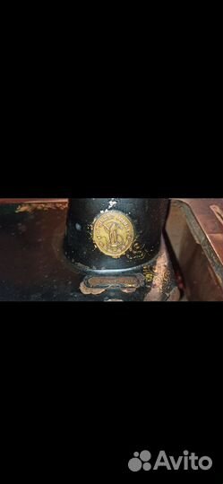 Швейная машина Singer