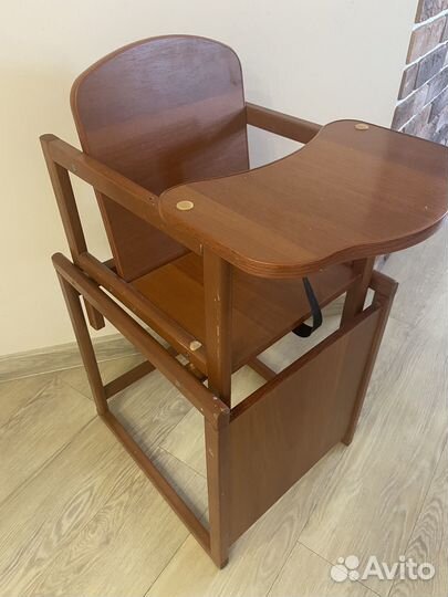 Стульчик для кормления деревянный