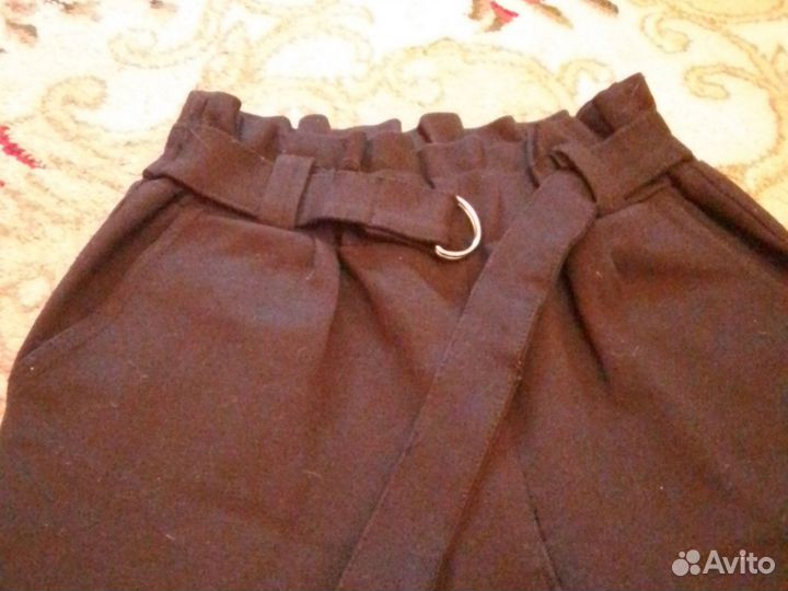 Брюки капри