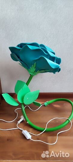 Лампа настольная (светильник)