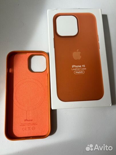 Чехол на iPhone 15