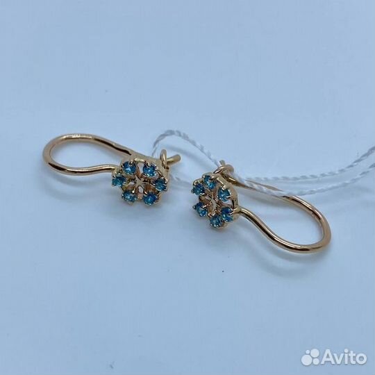 Золотые серьги с камнем