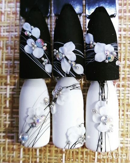 Подолог. Маникюр, педикюр, Наращивание ногтей