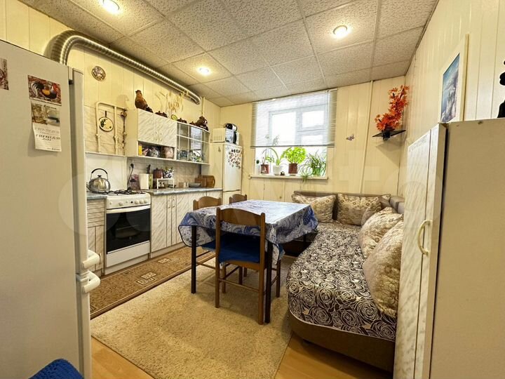 4-к. квартира, 89 м², 1/5 эт.