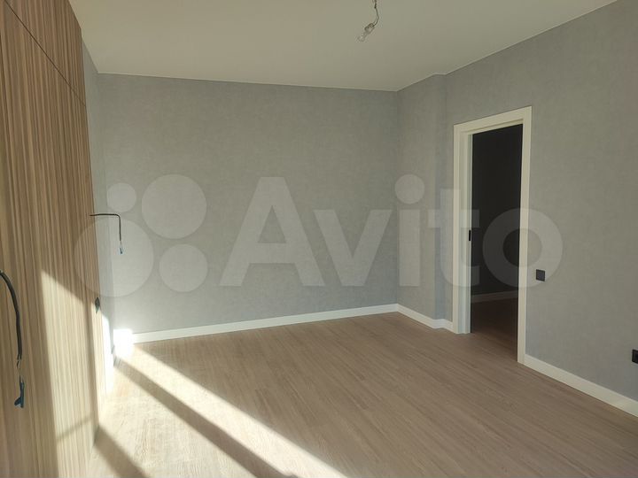 2-к. квартира, 52 м², 5/10 эт.