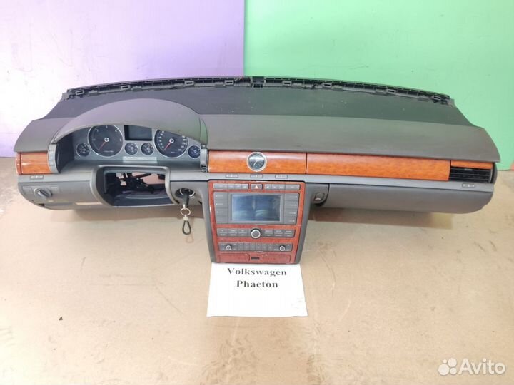 Панель салона (торпедо) Volkswagen Phaeton, 2004г