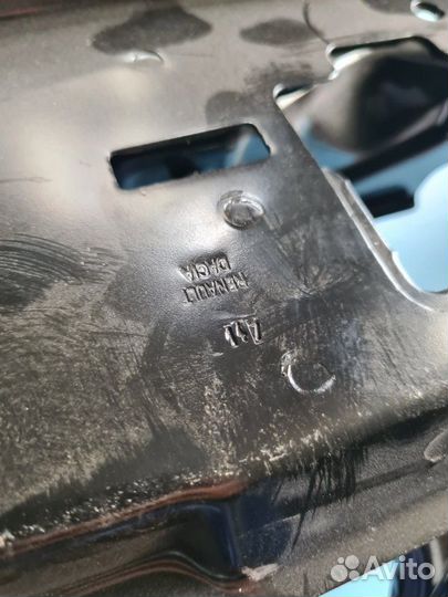 Рамка радиатора LADA Largus 2016