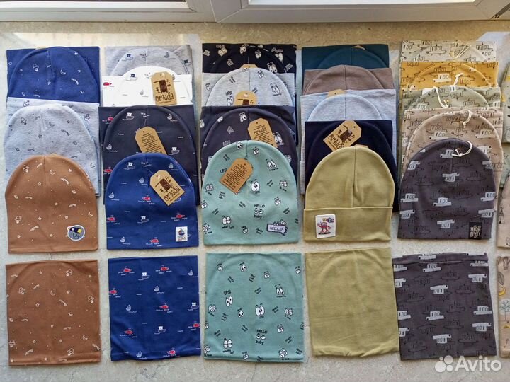 Трикотажная шапка и снуд