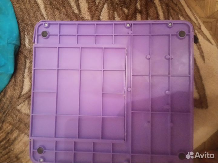 Лампа для ногтей