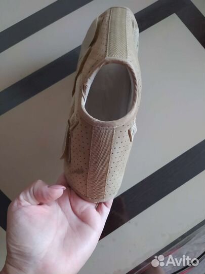 Бандаж на голеностопный сустав