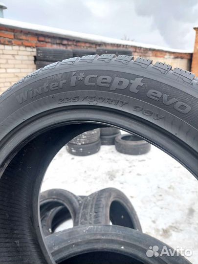 Hankook Winter I'Cept Evo 225/50 R17 98V