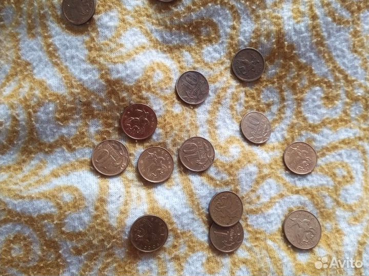 Монеты 10 копеек