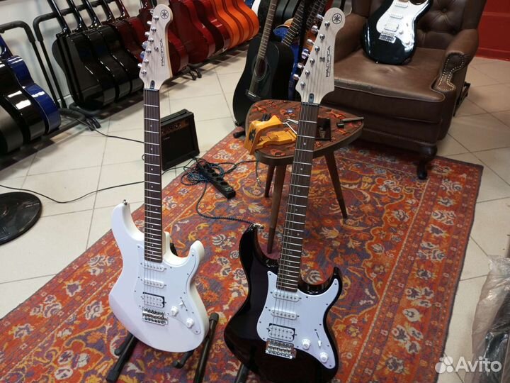 Электрогитара Yamaha Pacifica 012