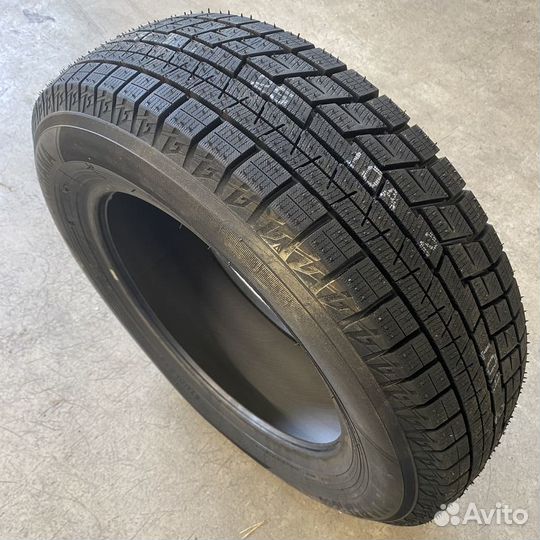 Yokohama Ice Guard IG60 195/50 R15