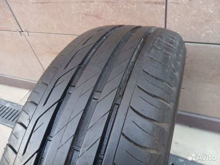 Bridgestone Turanza T001 195/55 R15