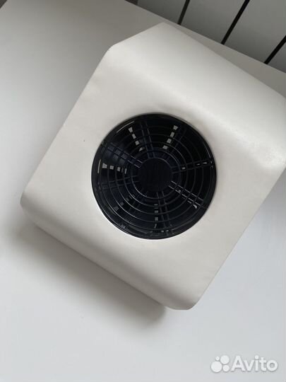 Вытяжка для маникюра