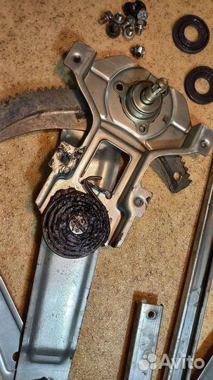 Стеклоподъемники передние пара Daewoo Matiz