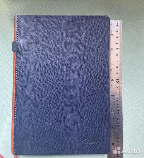 Недатированный ежедневник