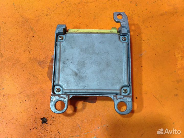 Блок управления airbag Toyota Allion ZZT240 1ZZ-FE