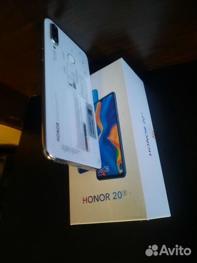 HONOR 20s, 6/128 ГБ