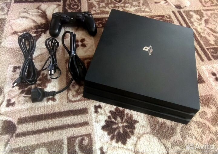 Sony PS4 pro 1tb +30 игр