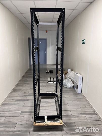 Серверная стой Hyperline 42U