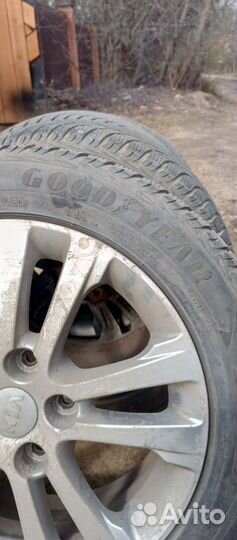 Goodyear UltraGrip Ice 2 205/55 R16