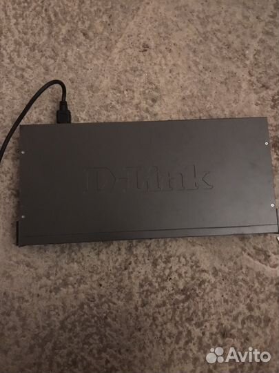 D-link des-1024r+