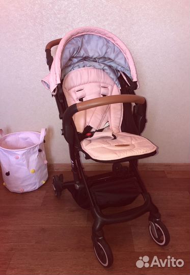 Giovanni коляска