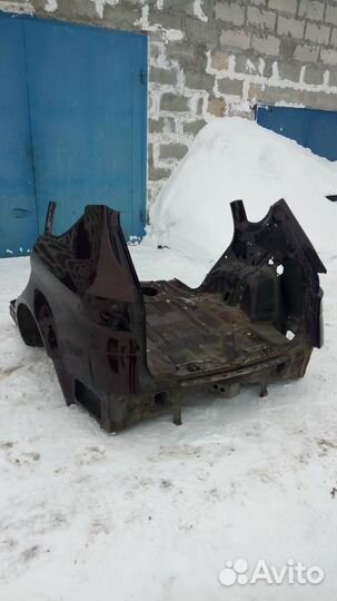 Задняя часть кузова subaru tribeca EZ 30