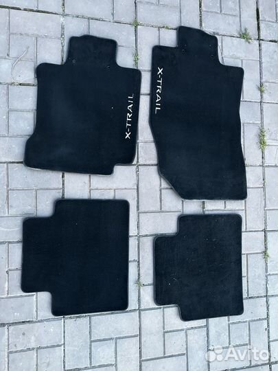 Коврики Nissan X-Trail оригинальные ворсовые (4шт)