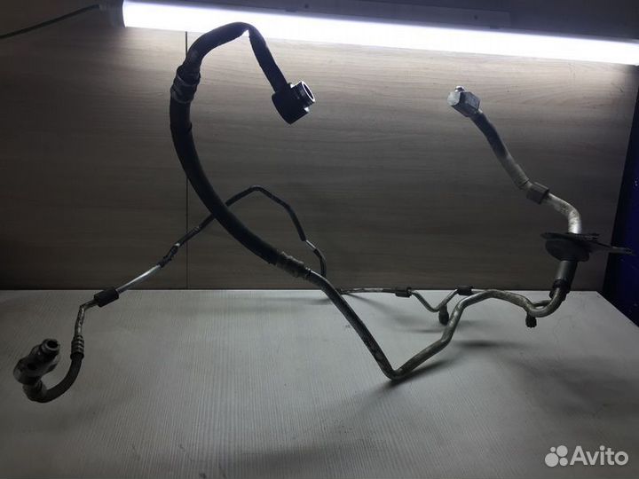 Трубка кондиционера Audi Q5 I (2008—2012) 8R 3.2 с