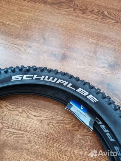 Шипованная шина Schwalbe Ice Spiker Pro 