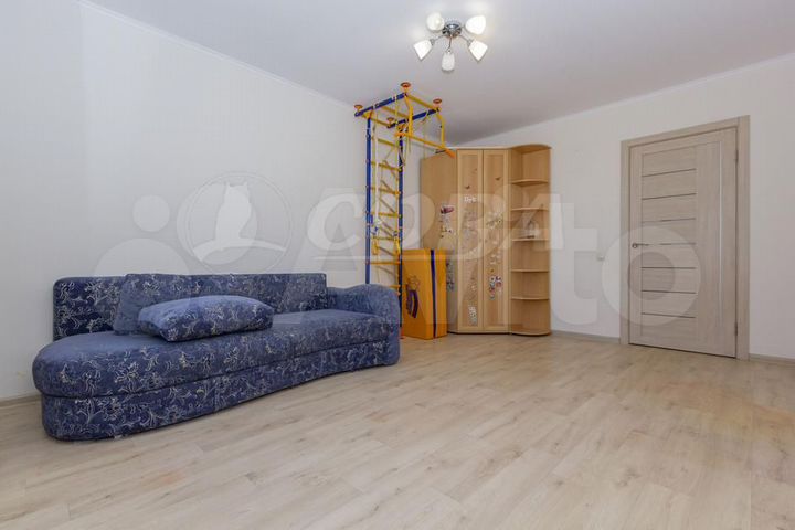 2-к. квартира, 57 м², 9/17 эт.