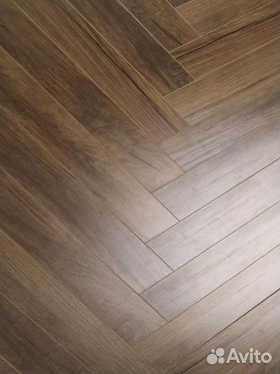 Ламинат 8мм 33кл. Floor Дуб Мокко с фаской