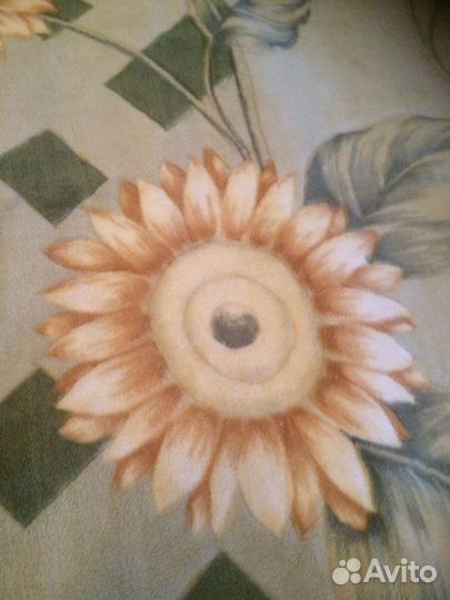 Пледы и покрывало