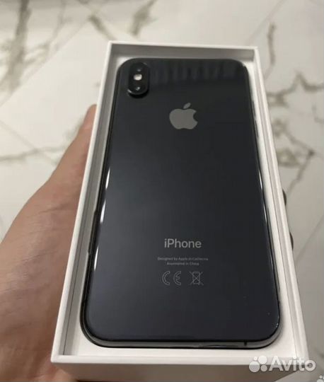 iPhone Xs, 64 ГБ