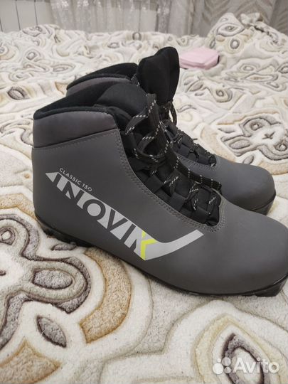 Лыжные ботинки