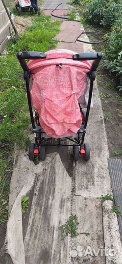 Прогулочная коляска трость