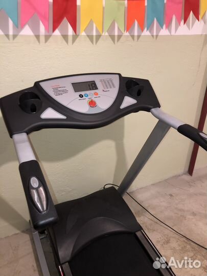 Электрическая беговая дорожка Larsen