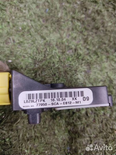 Датчик удара центральный Honda CR-V 2 (RD5) 2005