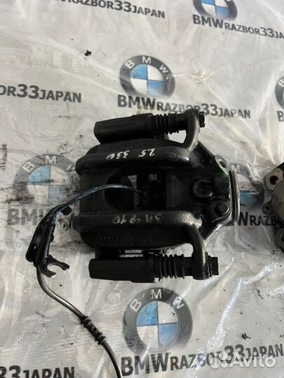 Суппорта задняя Bmw F10 седан N52B25 2010