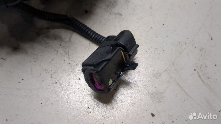 Генератор Volkswagen Caddy, 2007