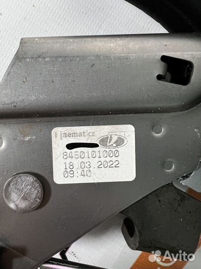 Рычаг ручного тормоза Лада Гранта