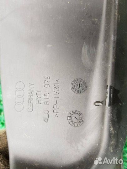 Водосток Audi Q7 4LB BAR