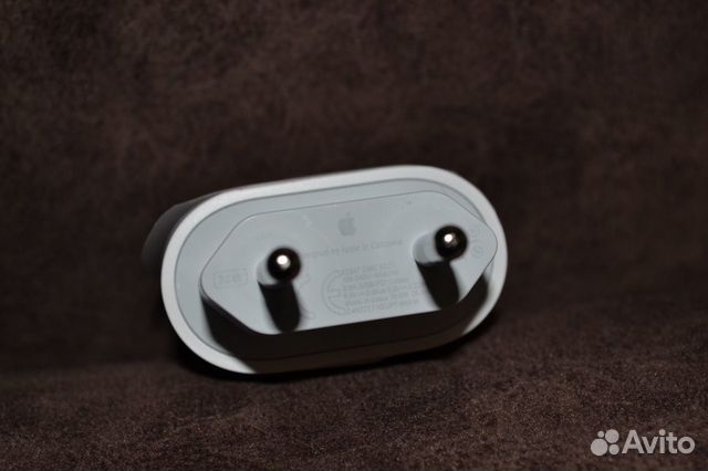 Зарядка на iPhone 20w с кабелем объявление продам