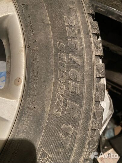 Michelin X-Ice 225/65 R17