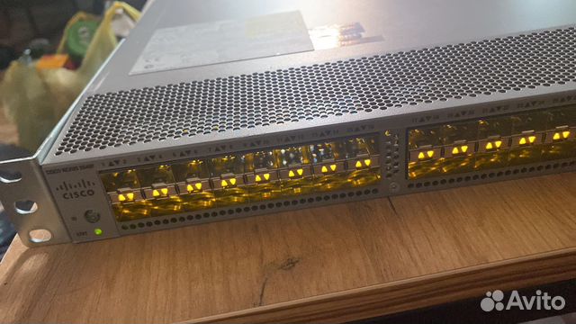 Cisco Nexus N5K-C5548P-FA + N55-M16P